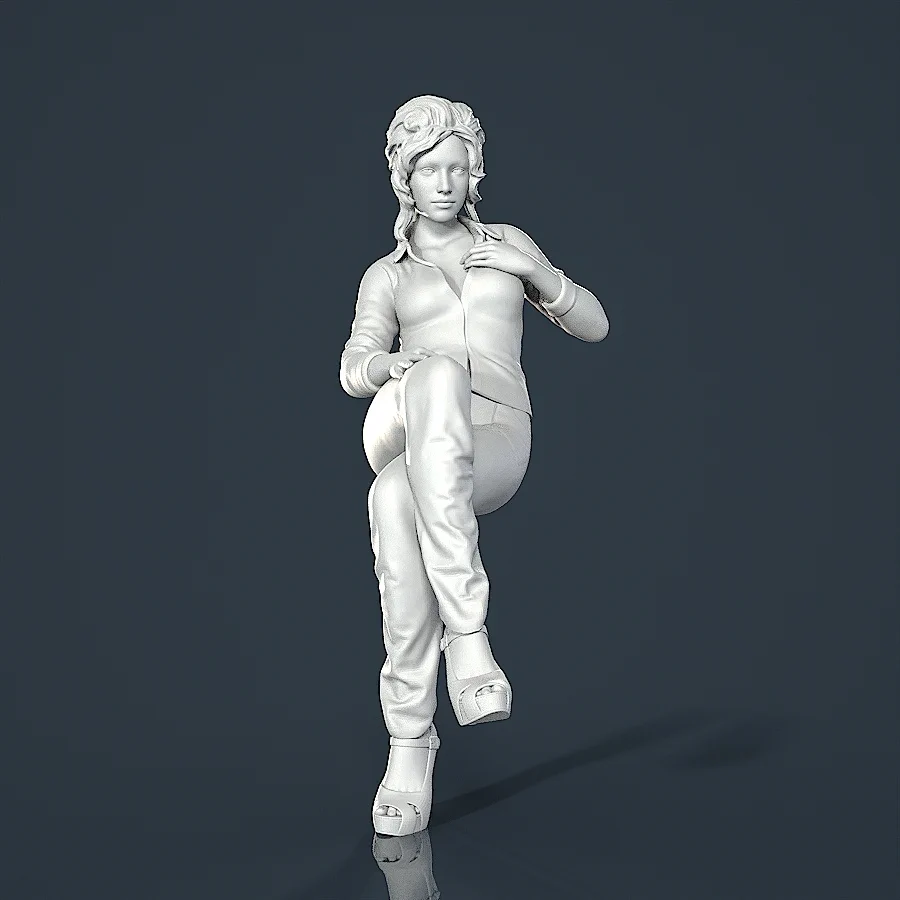 Woman Resin Figure (F185)