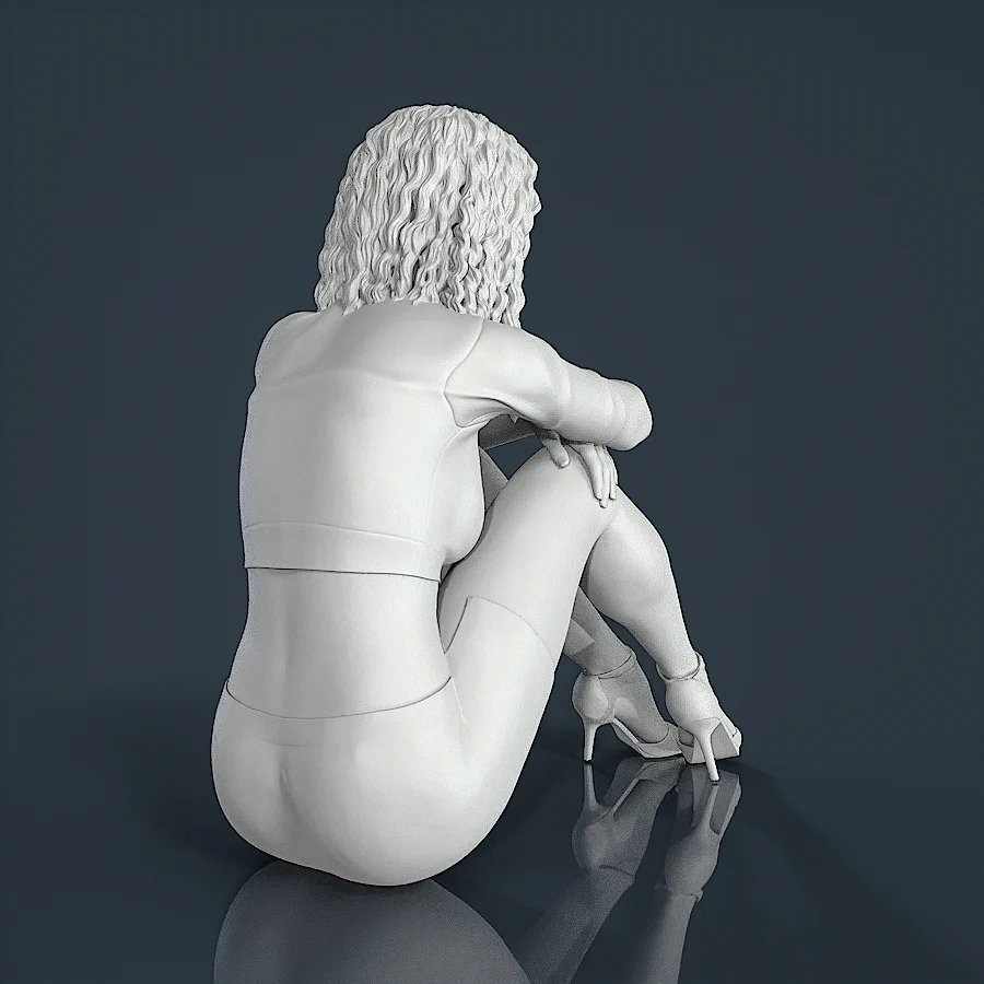 Woman Resin Figure (F150B)