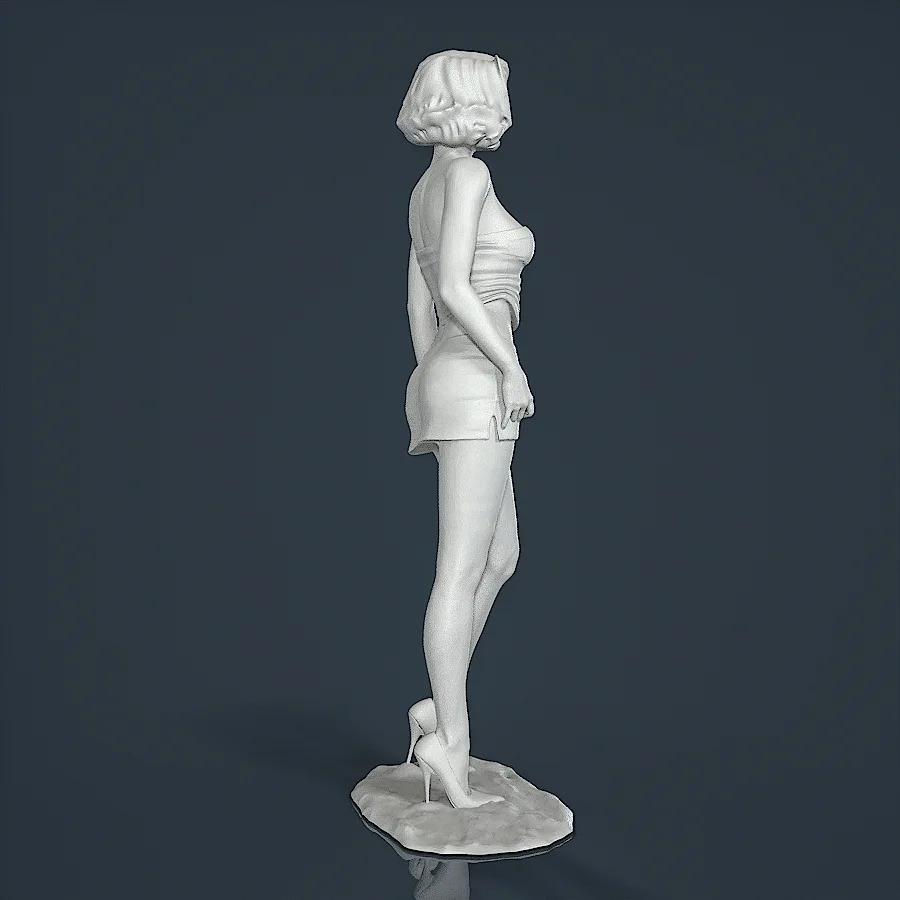 Woman Resin Figure (U056A)