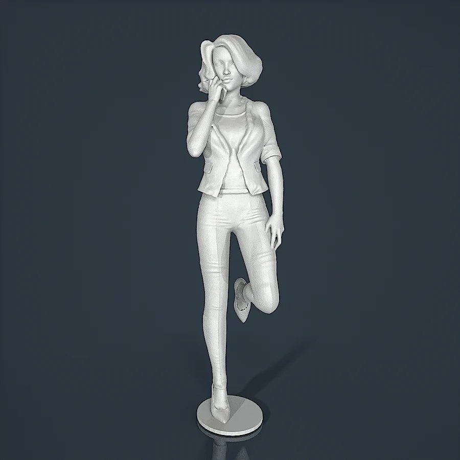 Woman Resin Figure (U062A)