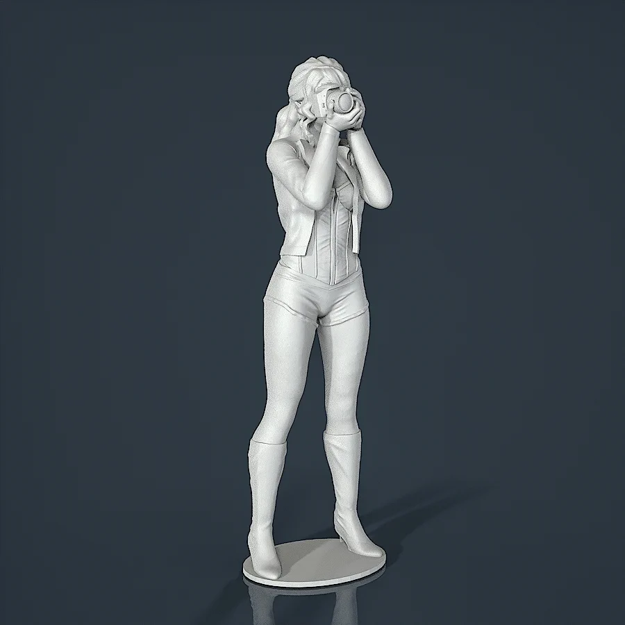 Woman Resin Figure (U153A)