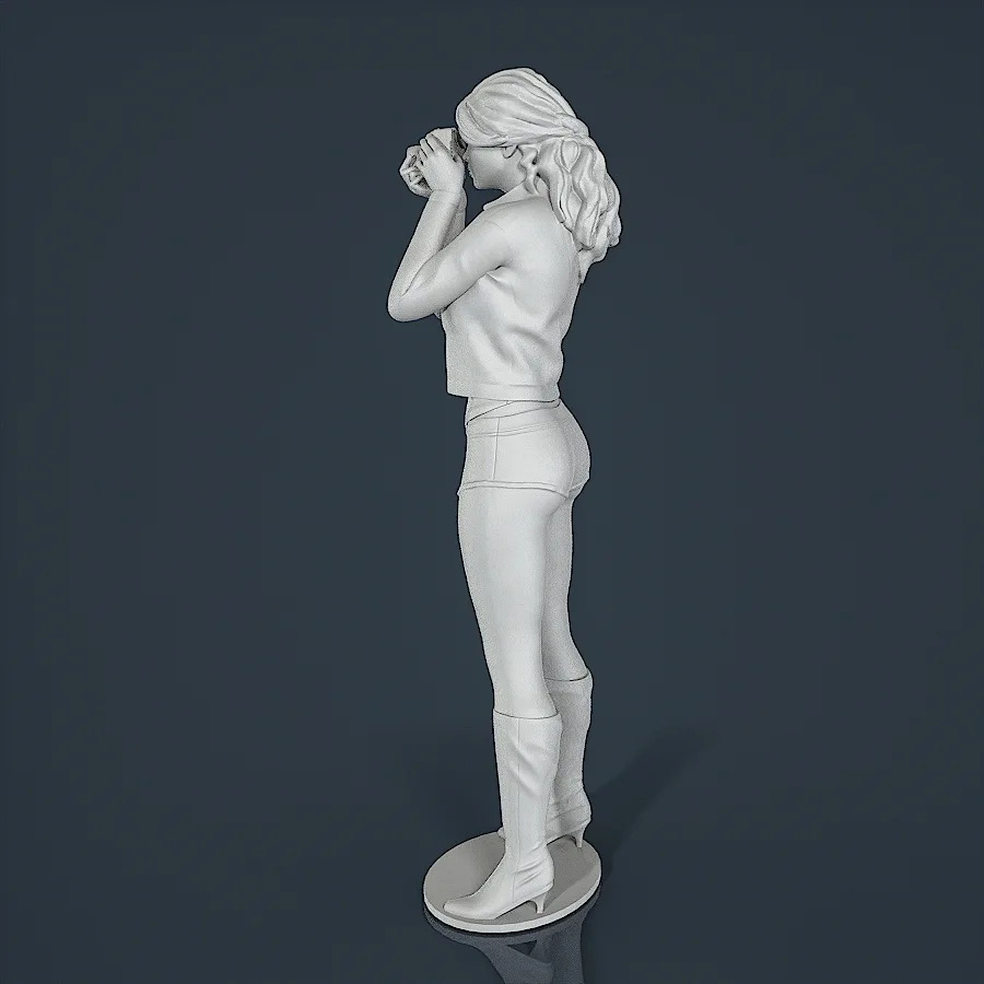 Woman Resin Figure (U153A)