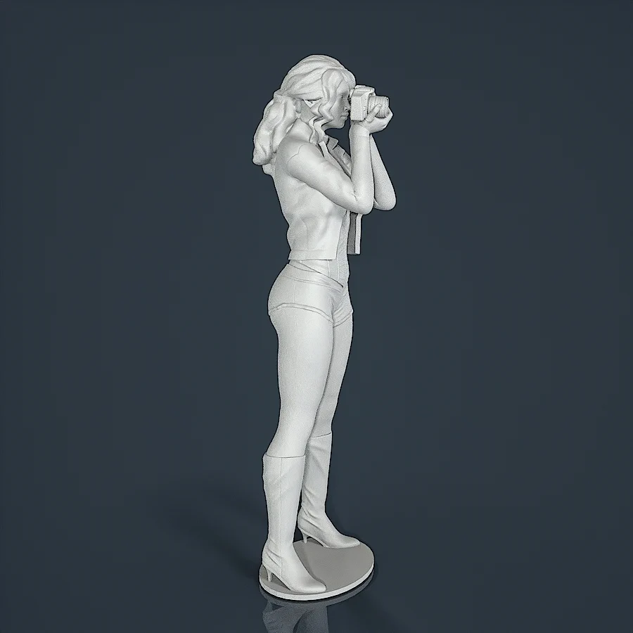 Woman Resin Figure (U153A)