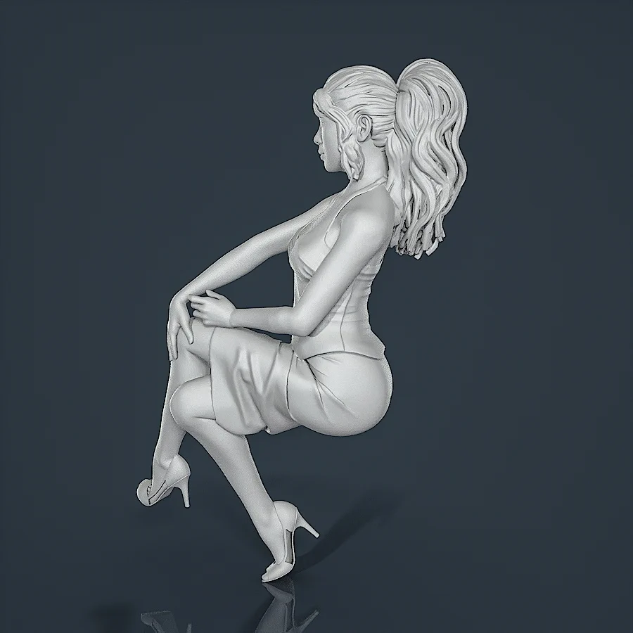 Woman Resin Figure (U295A)