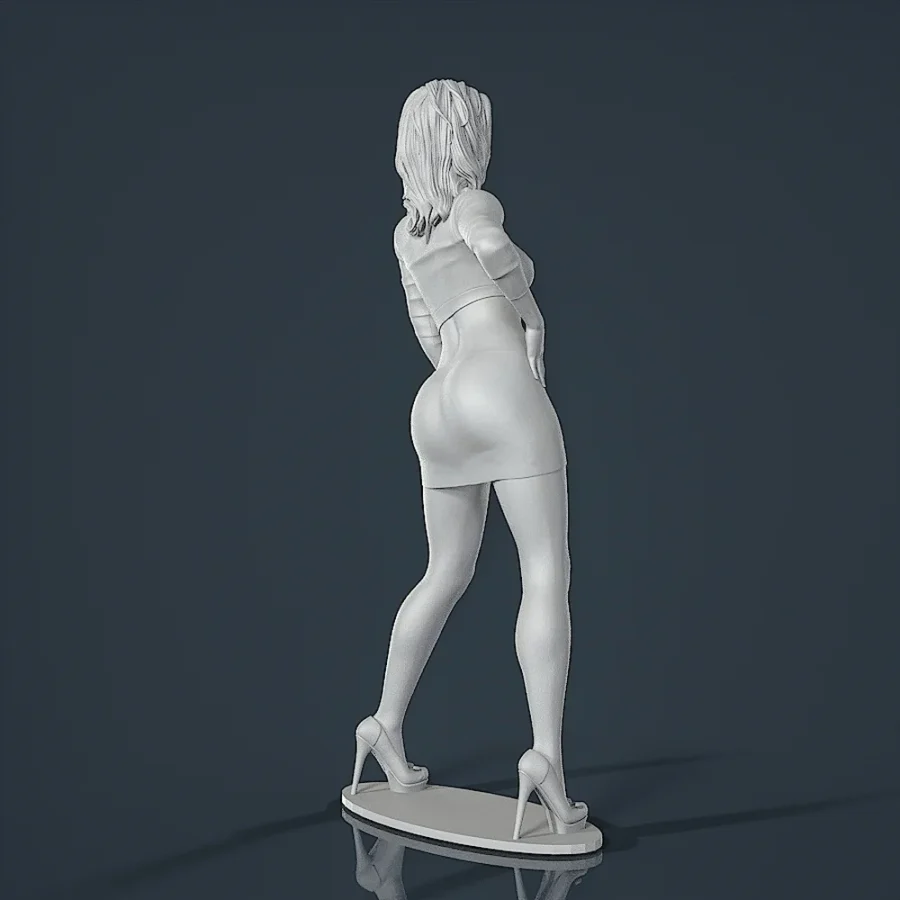 Woman Resin Figure (F143)