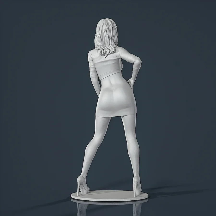 Woman Resin Figure (F143)